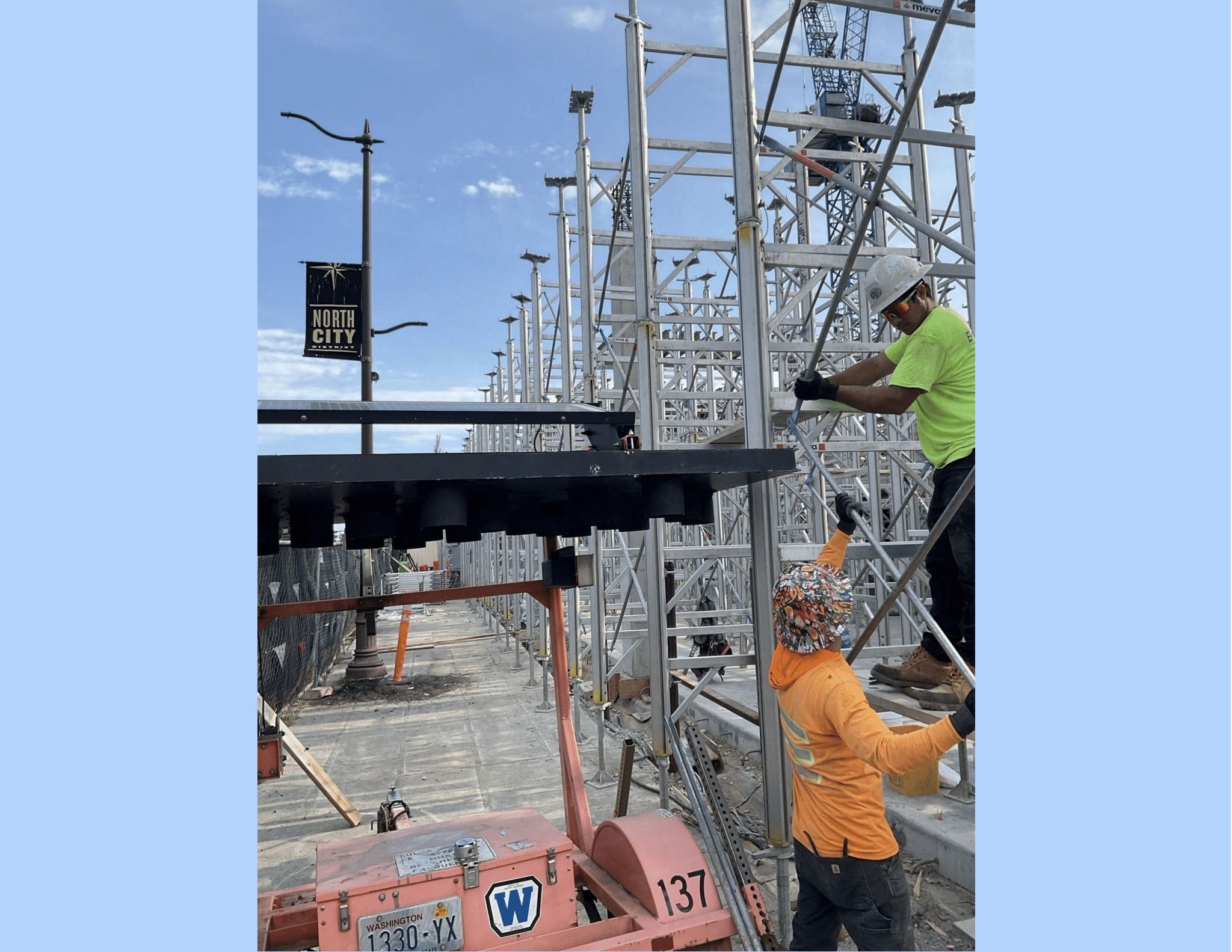 Post-tensioned slab concrete pour